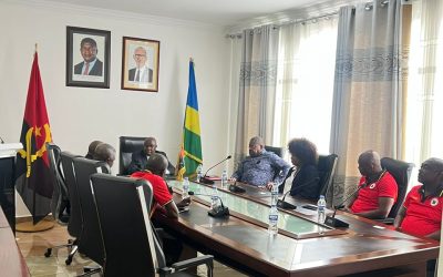 EMBAIXADOR ALFREDO DOMBE RECEBE DELEGAÇÃO DA SELECÇÃO ANGOLANA DE ANDEBOL